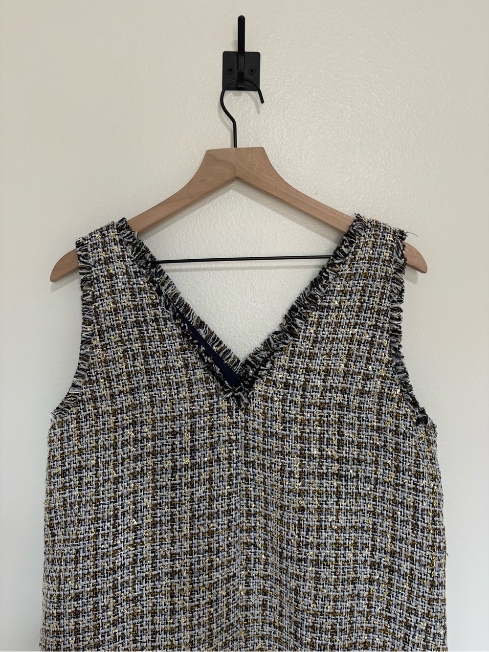 Ann Taylor LOFT Metallic Tweed Sleeveless V-Neck Shift Dress Preppy Navy 10 - Picture 4 of 10
